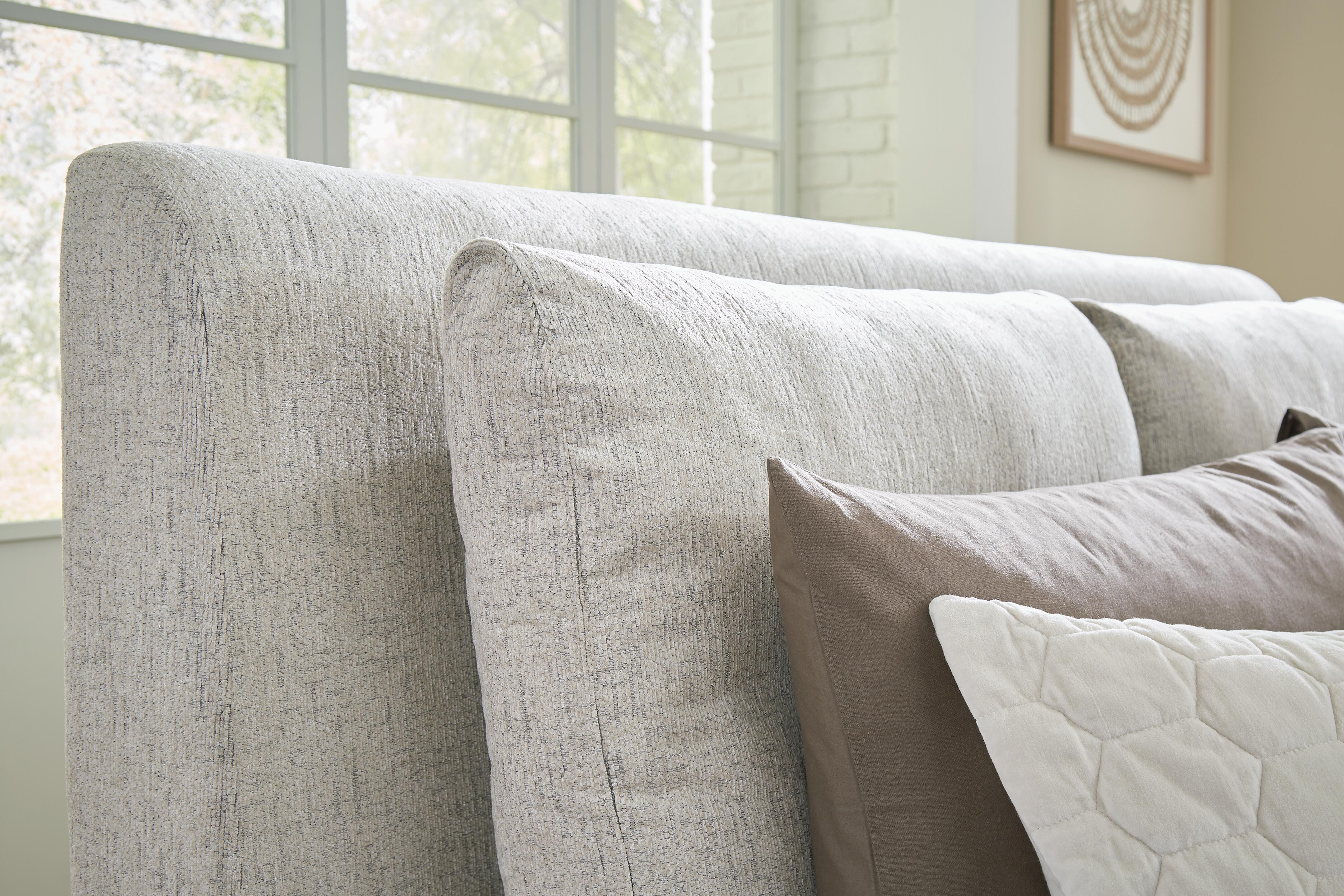 Cabalynn Upholstered Bed - Image 25