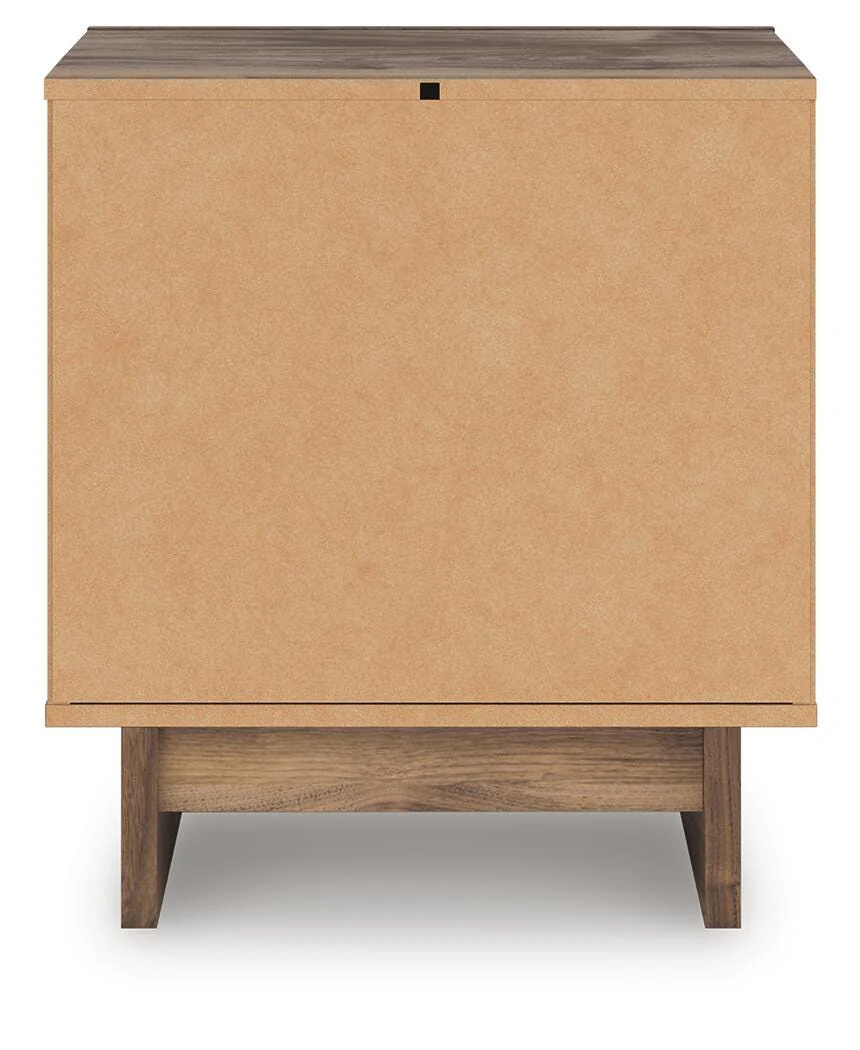 Chirason Nightstand - Image 8