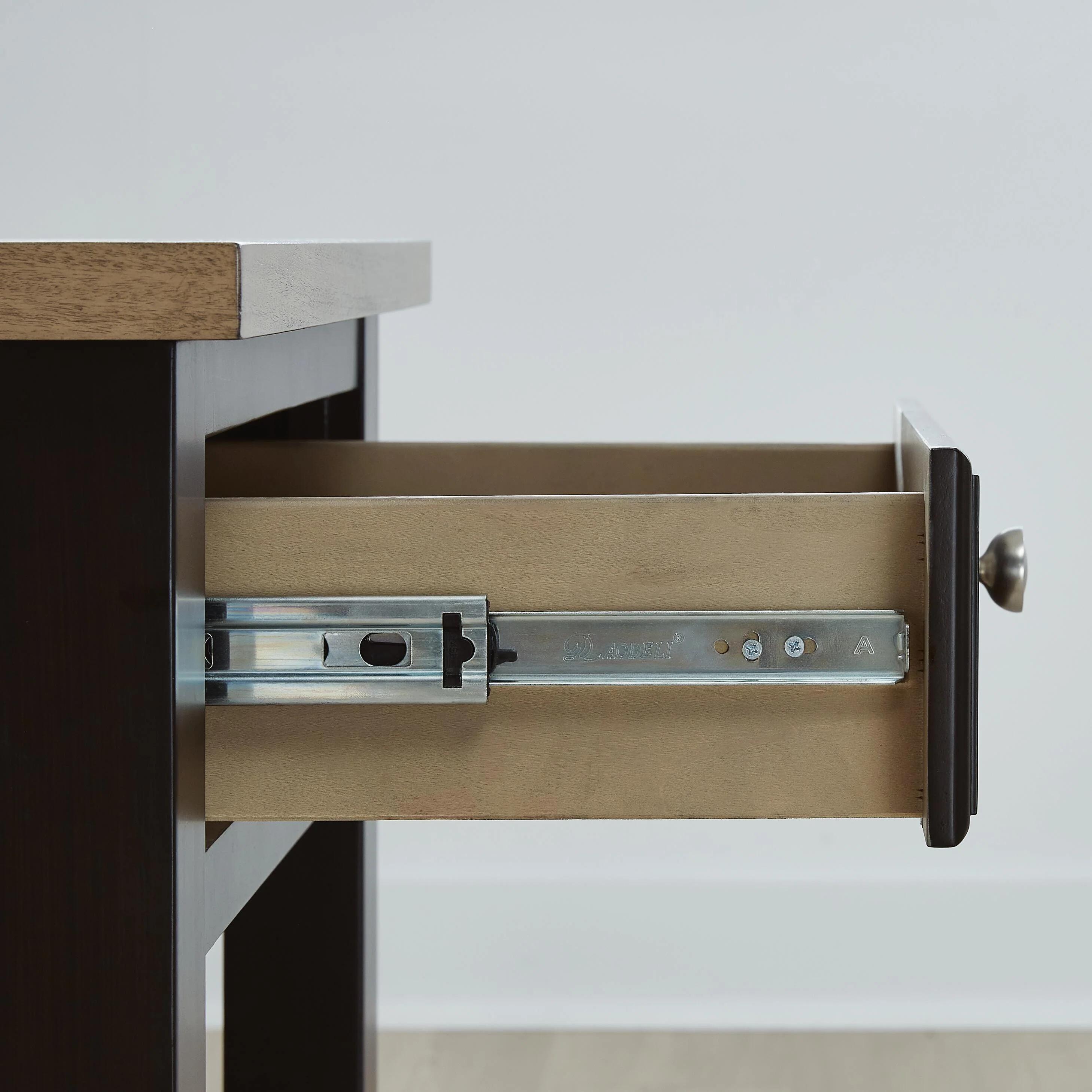 Drazmine End Table - Image 11