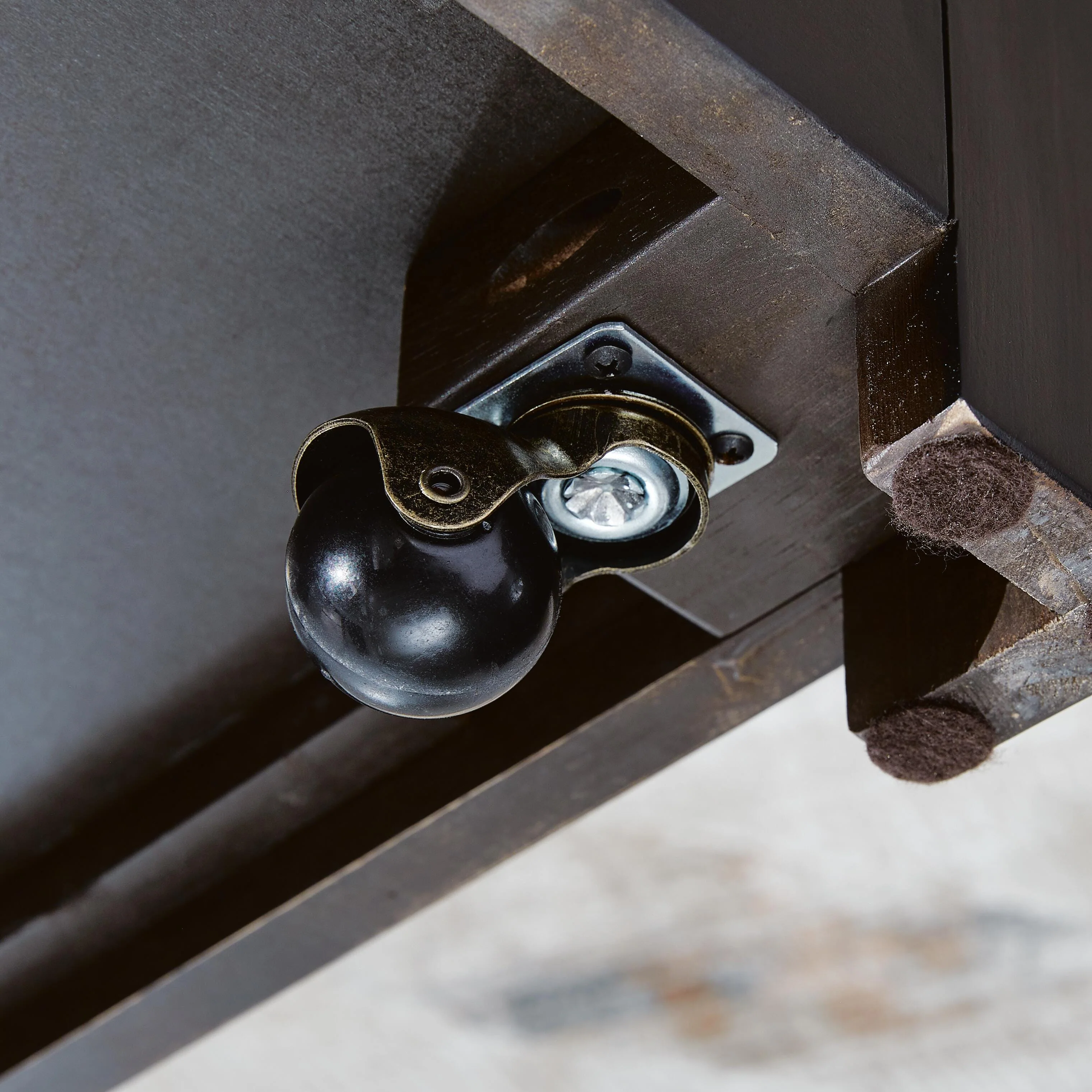 Drazmine Lift-Top Coffee Table - Image 10