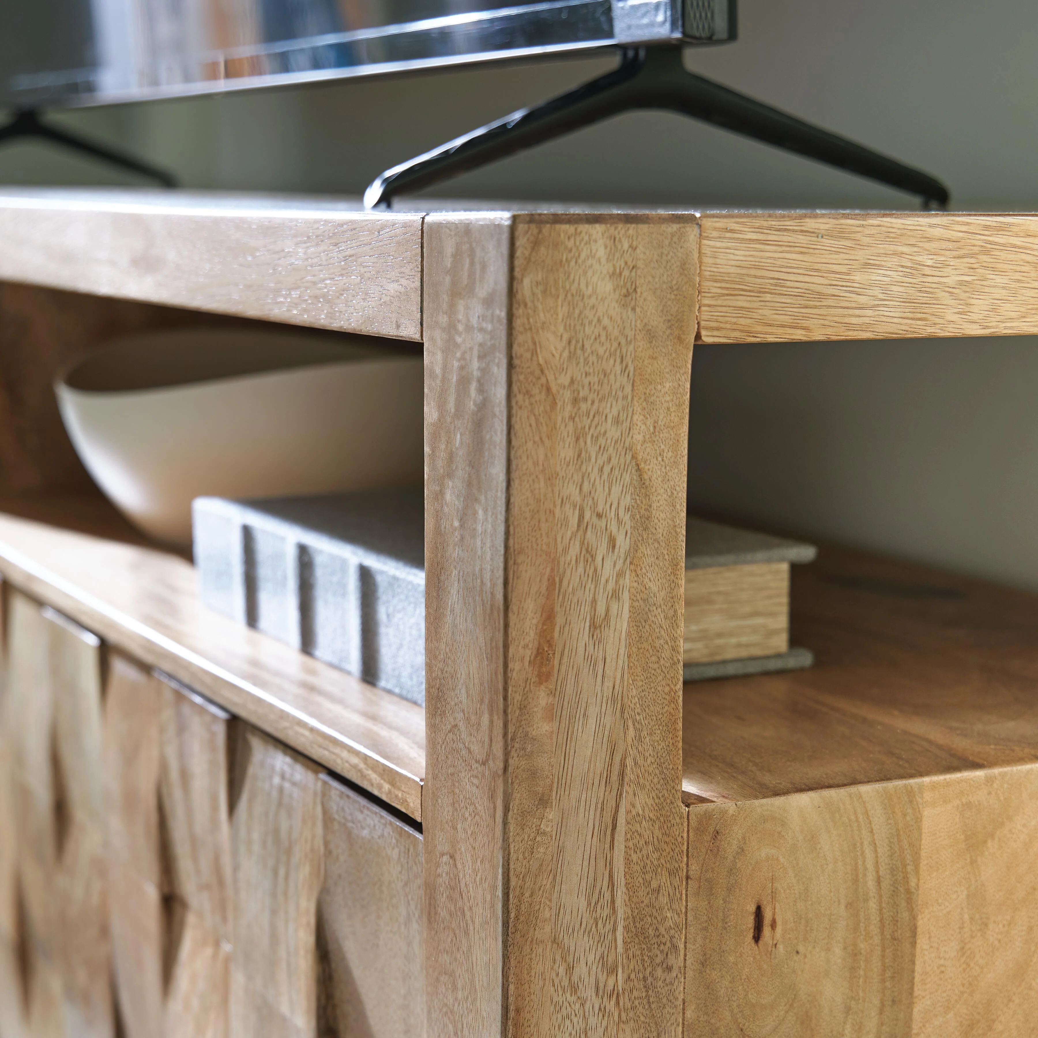 Hudwick Accent Cabinet - Image 9