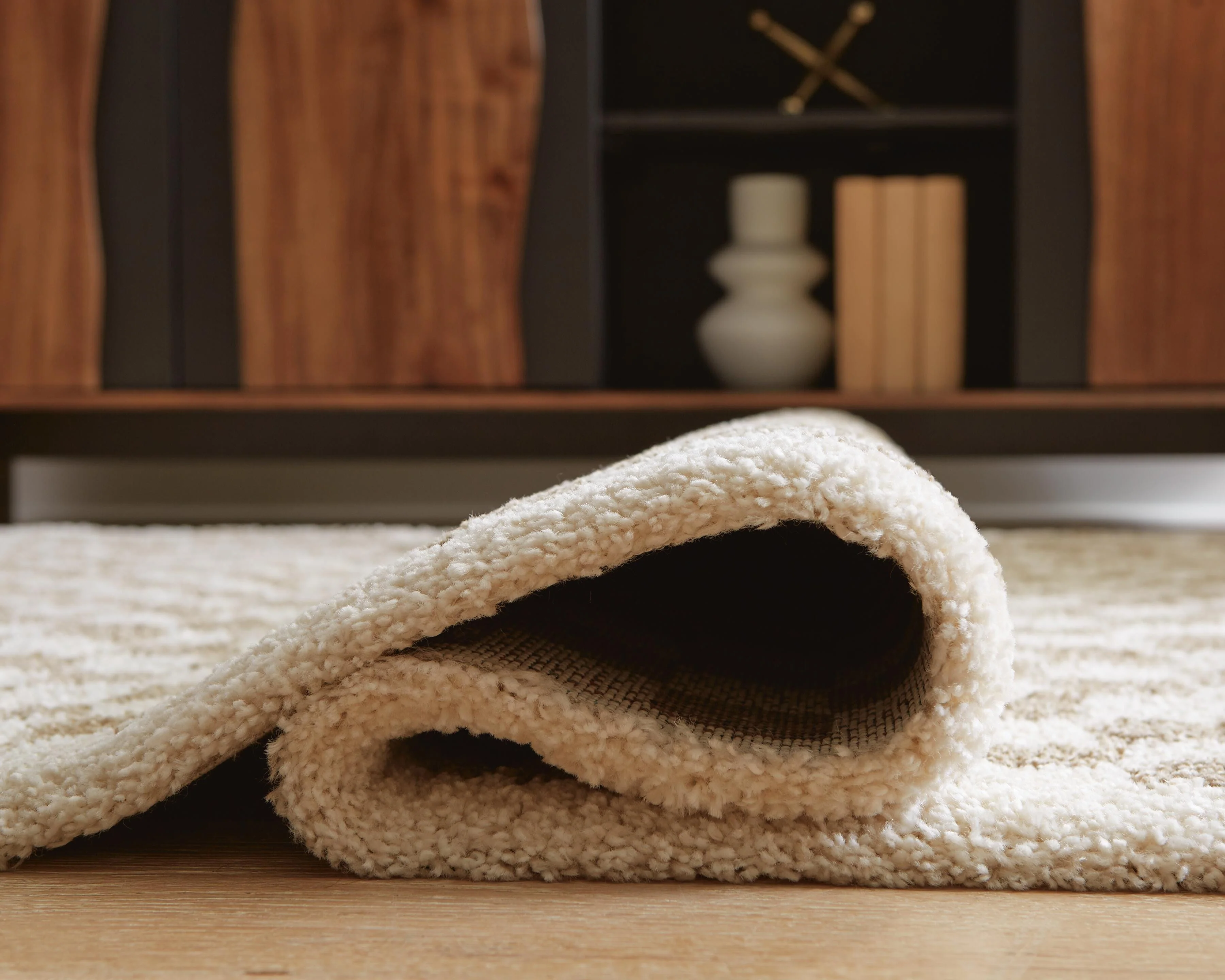 Karamen Large Rug - Image 6