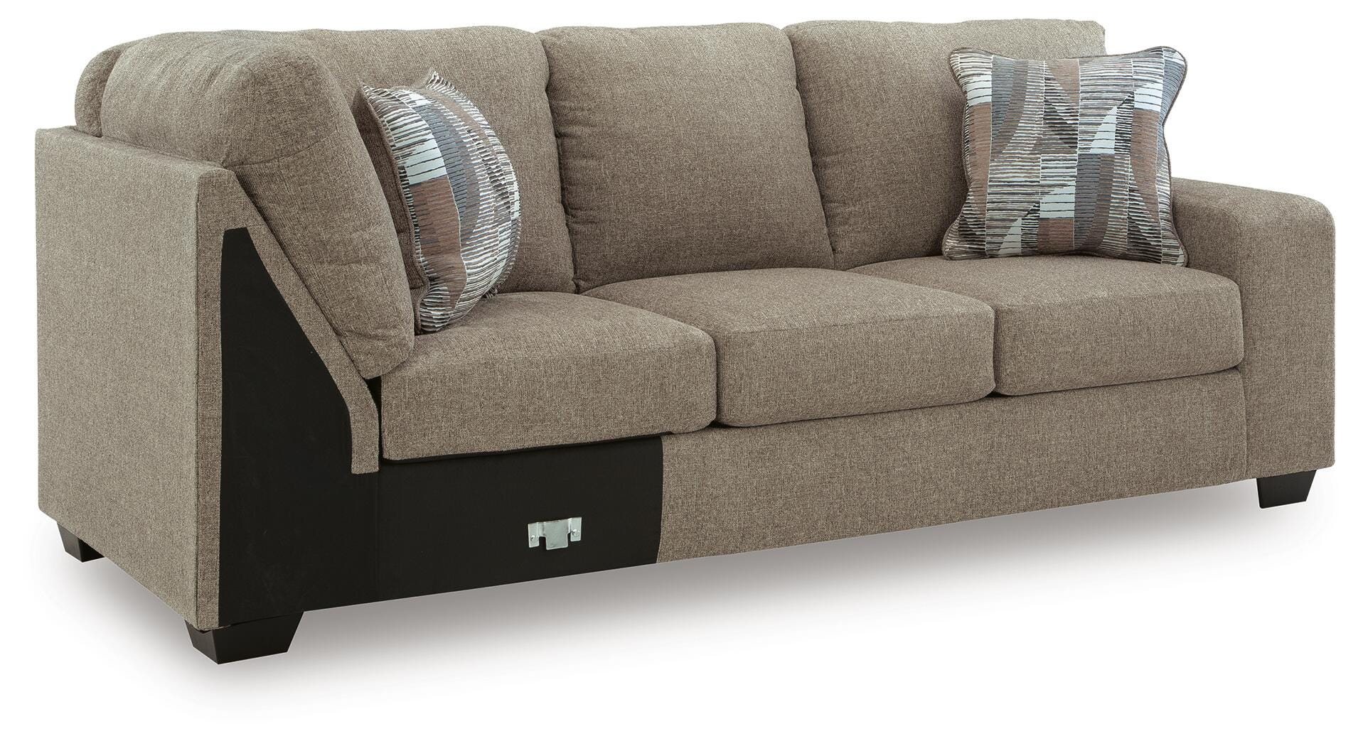 Newellen Sleeper Sectional with Chaise - Image 18