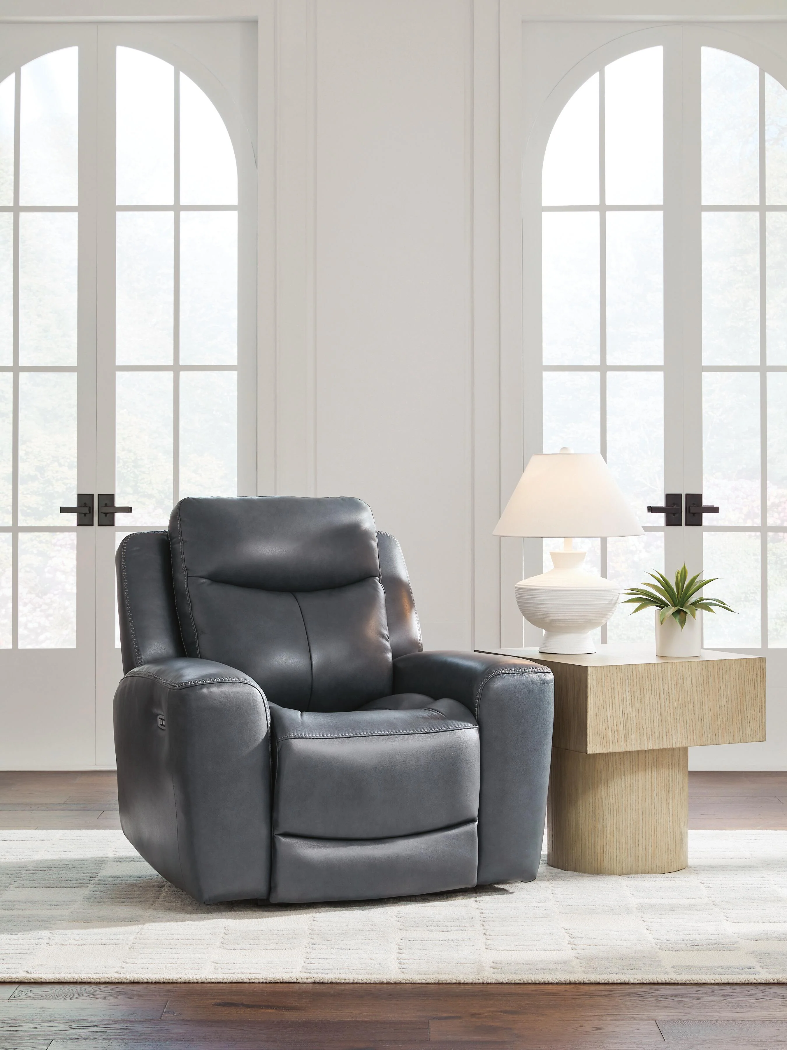 Next Move Power Recliner - Image 2