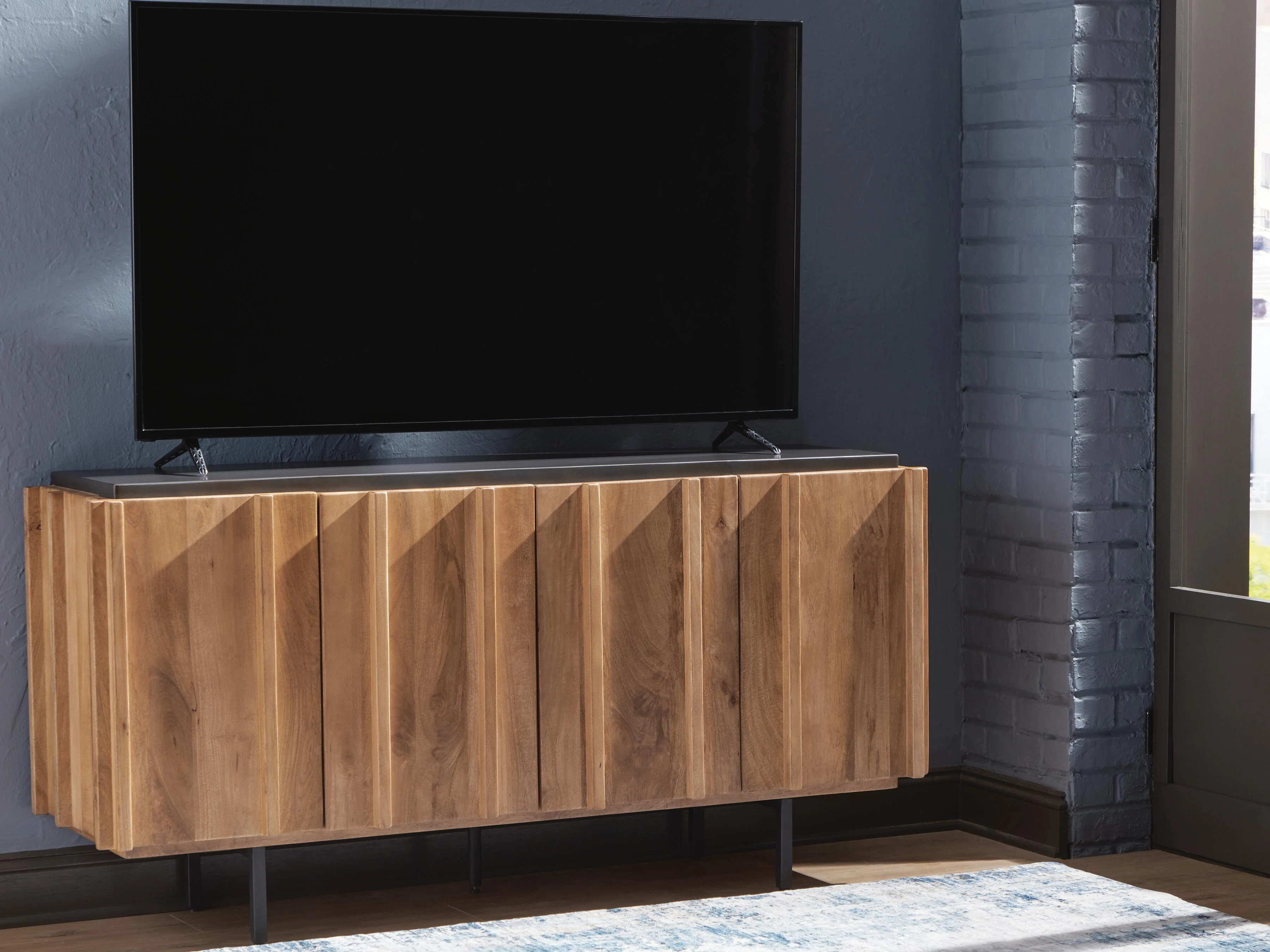 Quintavious Accent Cabinet - Image 8