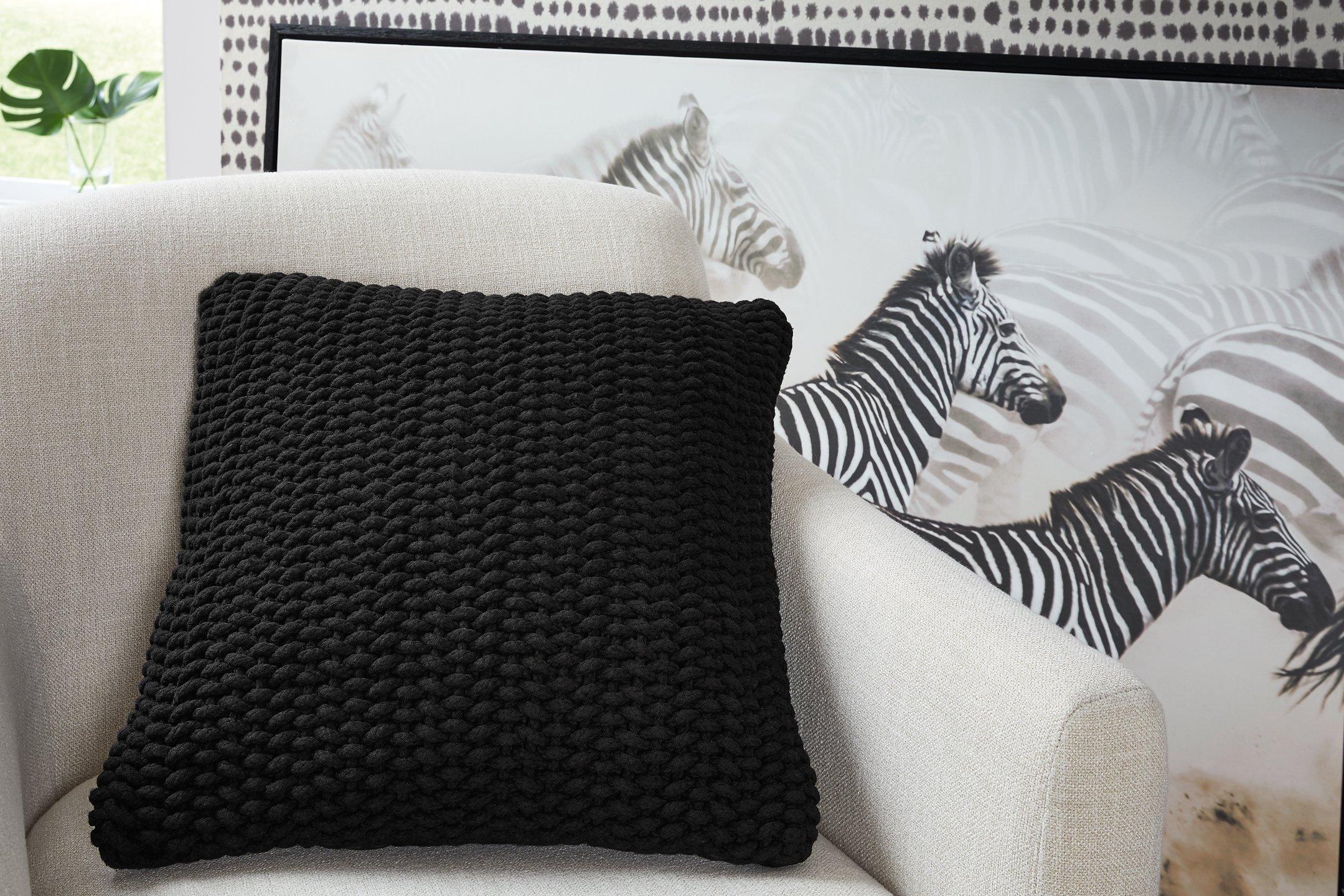 Renemore Pillow (Set of 4) - Image 2