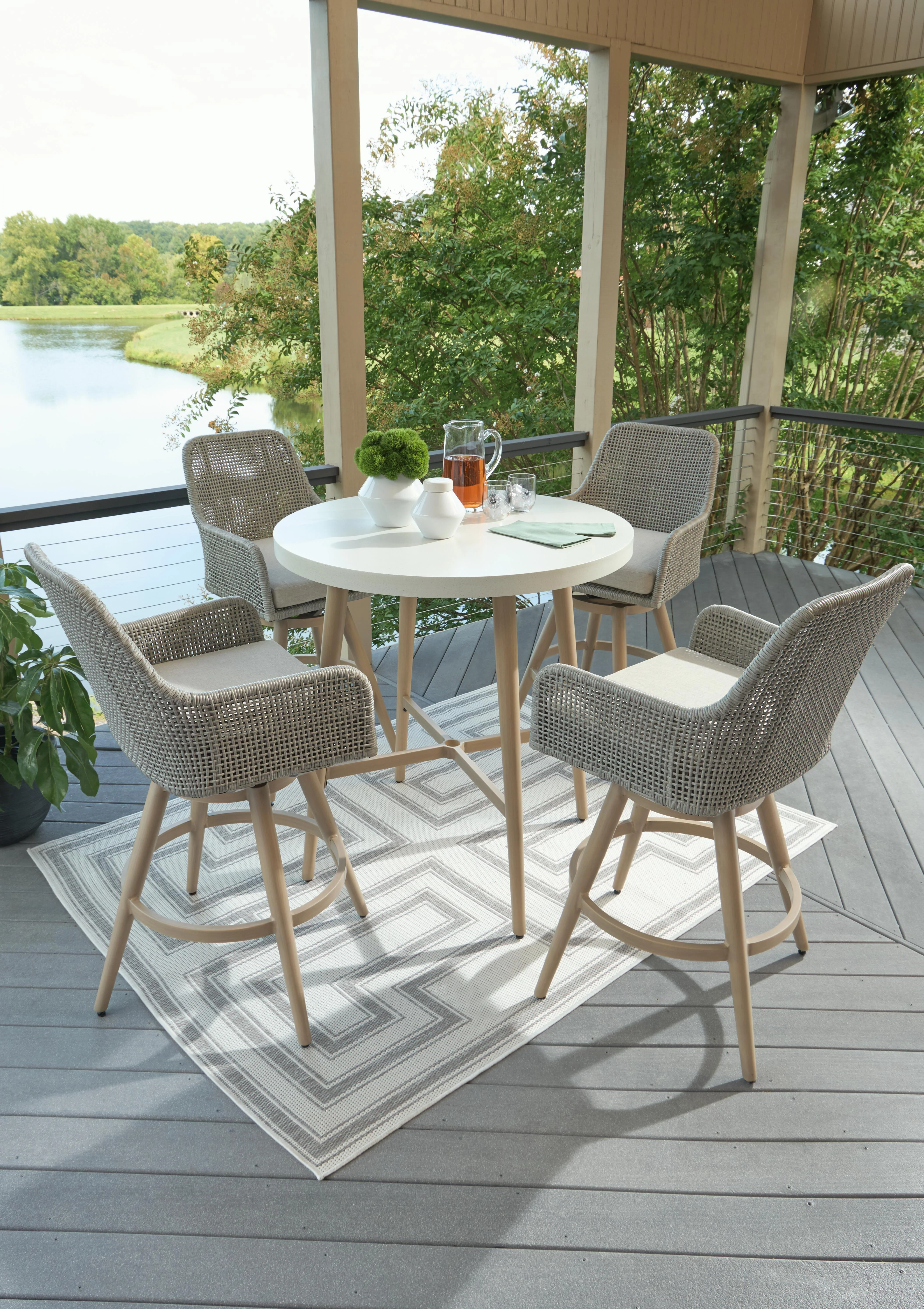 Seton Creek Outdoor Dining Package - Image 15