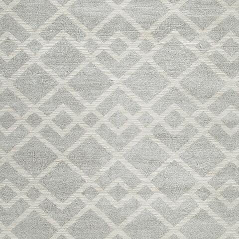 Unawick Large Rug - Image 4