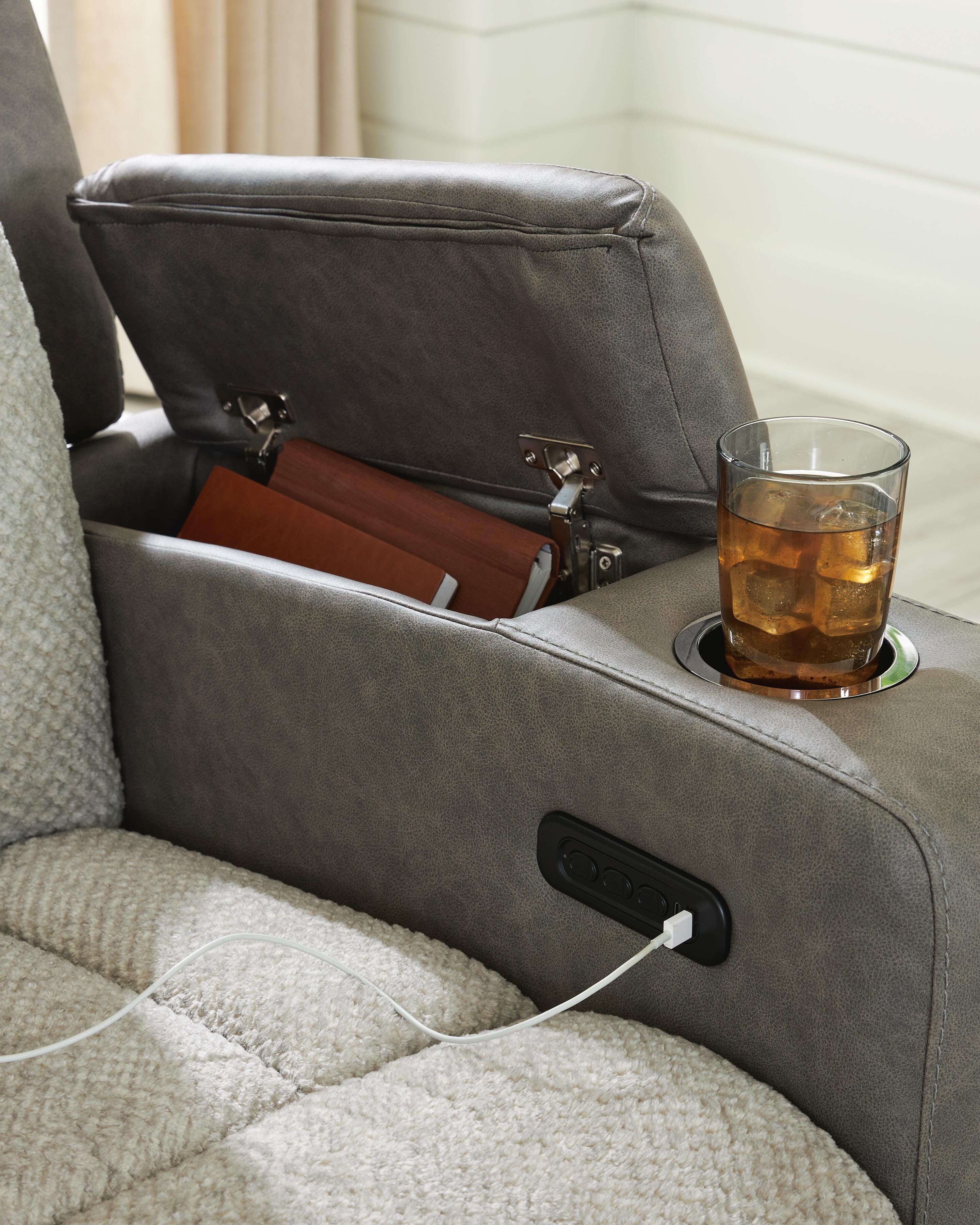 WhipLash Power Recliner - Image 10